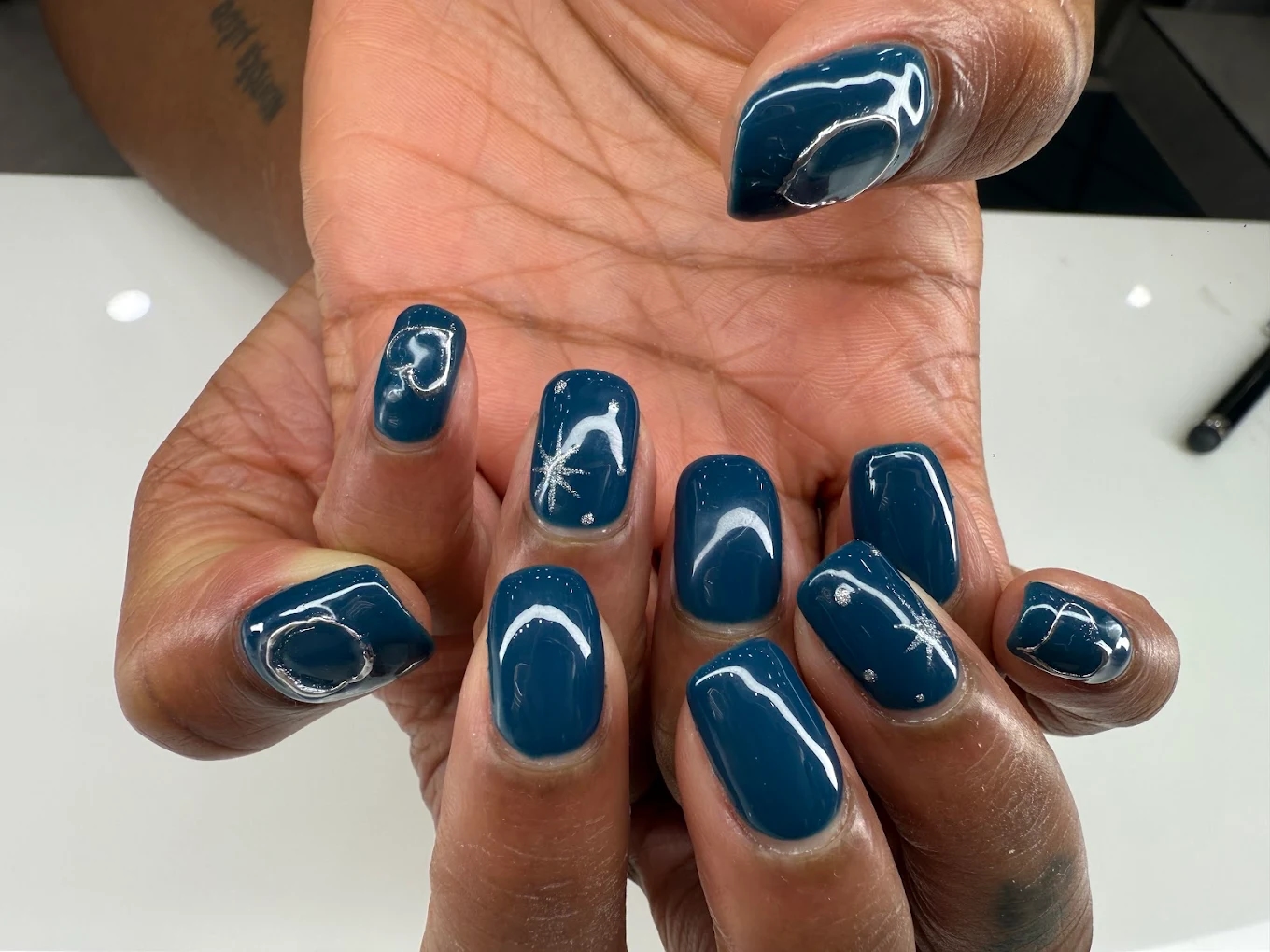 Palette Nails Studio image 2