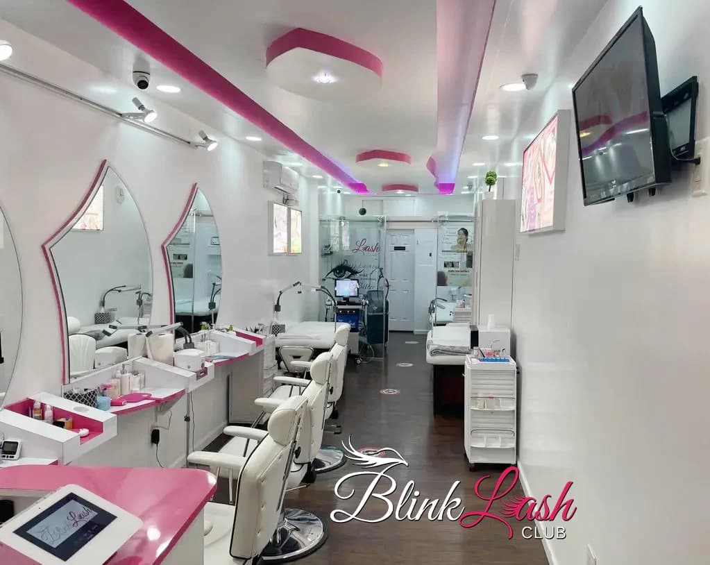 Blink Lash Club main image