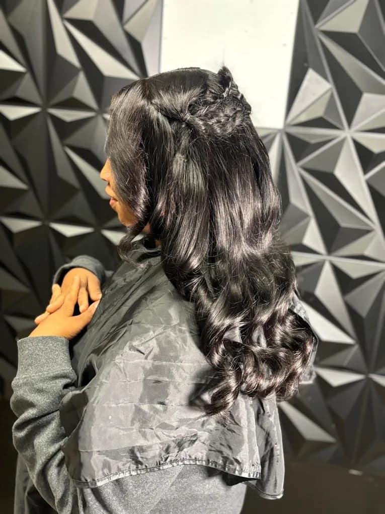 The HairPort Extensions image 2