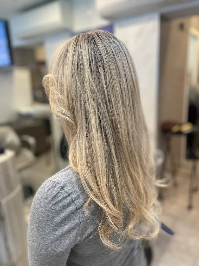 Hair N Now NYC image 4